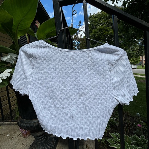 White ruffle v-neck tee from BP. - Picture 2 of 2